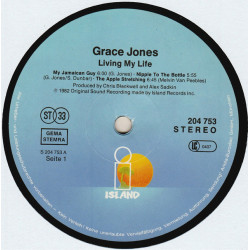 Grace Jones – Living My Life
